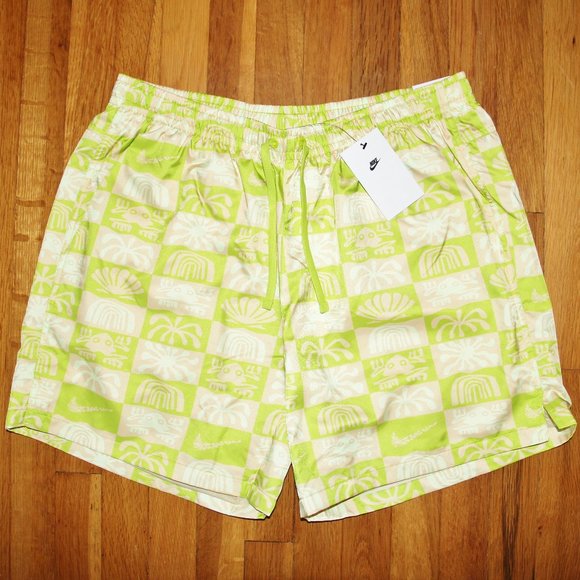 Nike Sportswear Woven Flow Shorts XL Atomic Green Lined - Picture 1 of 6